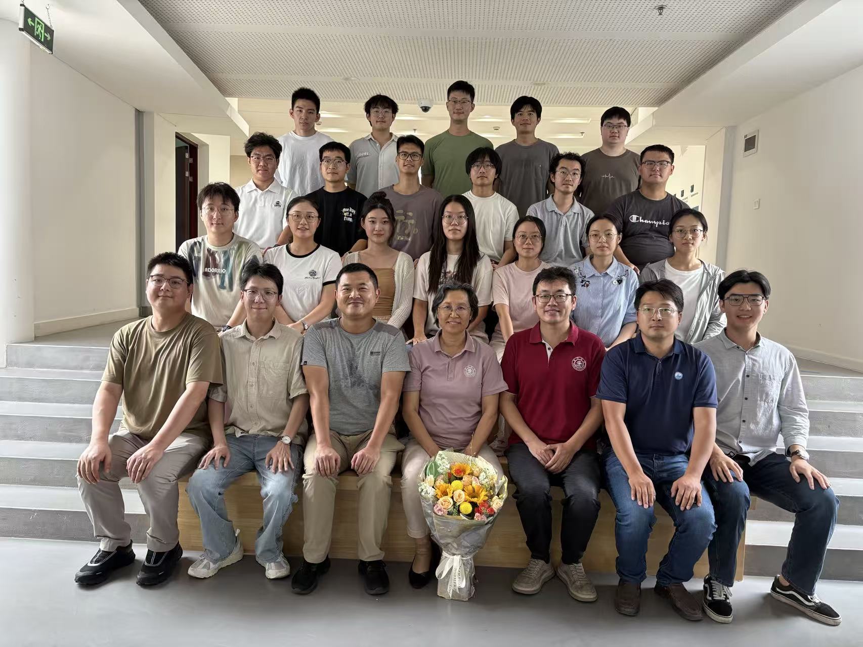 1786591234979232.jpg 0804吴静怡3.jpg