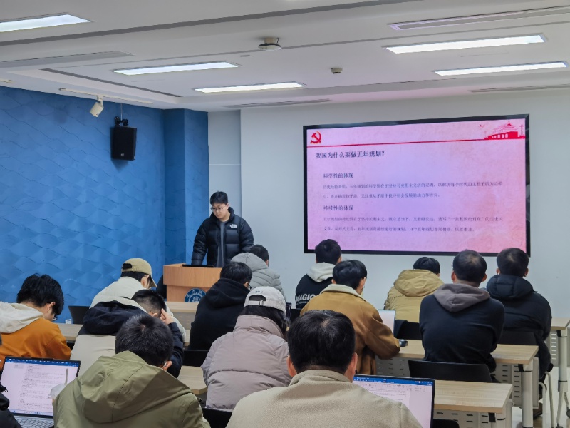 图3 杜咏谦分享学习心得_resized.jpg